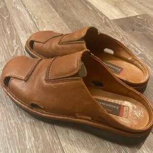 Johnston & Murphy men’s leather clogs -New never worn!